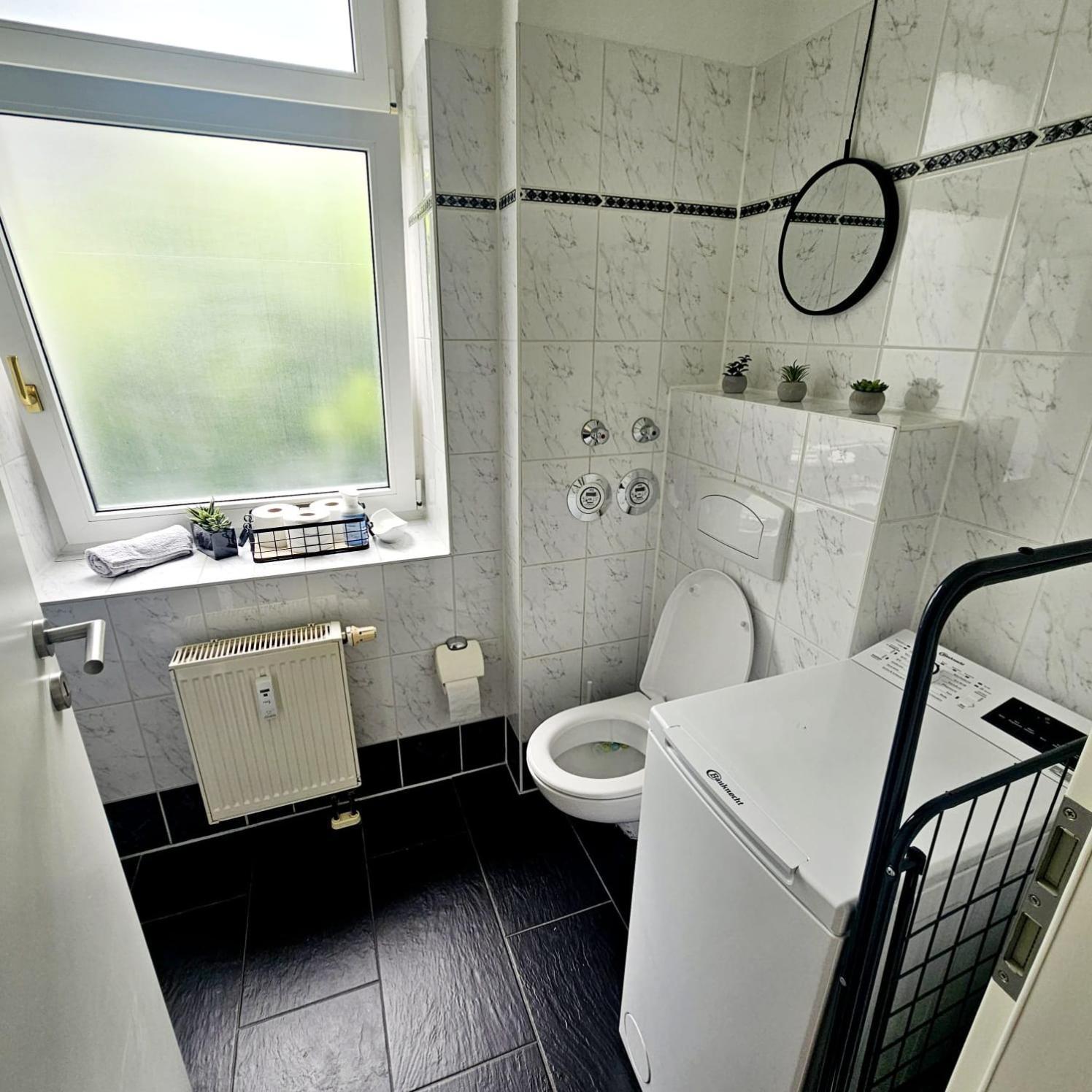 The World, Stilvolles Apartment, Stadtzentral, Parking Free, Late Check In Magdeburg Exterior photo